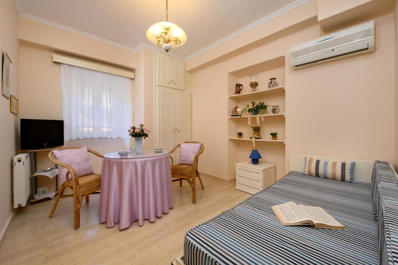 The Old Mansion Apartment Sinarades Ngoại thất bức ảnh