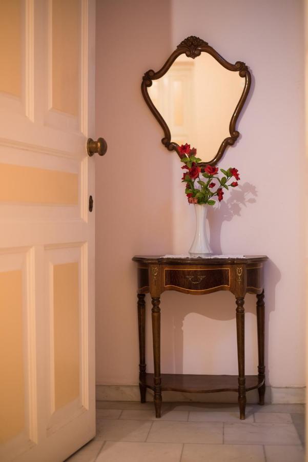 The Old Mansion Apartment Sinarades Ngoại thất bức ảnh